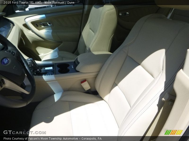 Front Seat of 2018 Taurus SEL AWD