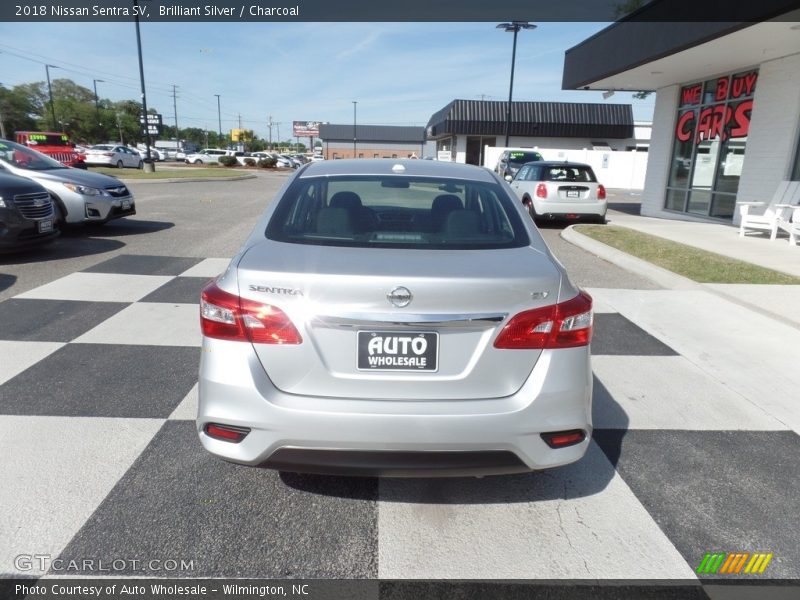 Brilliant Silver / Charcoal 2018 Nissan Sentra SV