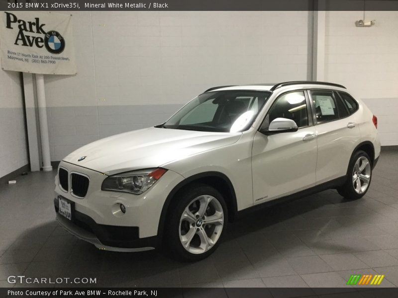 Mineral White Metallic / Black 2015 BMW X1 xDrive35i