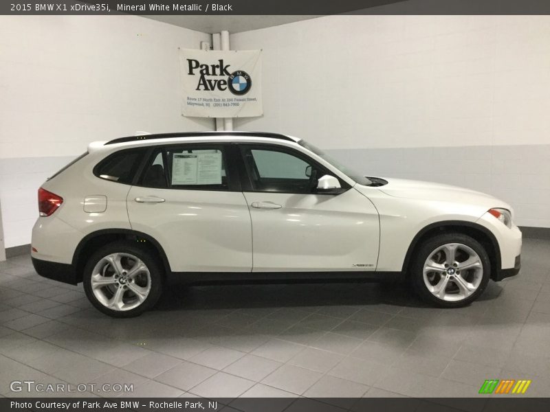 Mineral White Metallic / Black 2015 BMW X1 xDrive35i