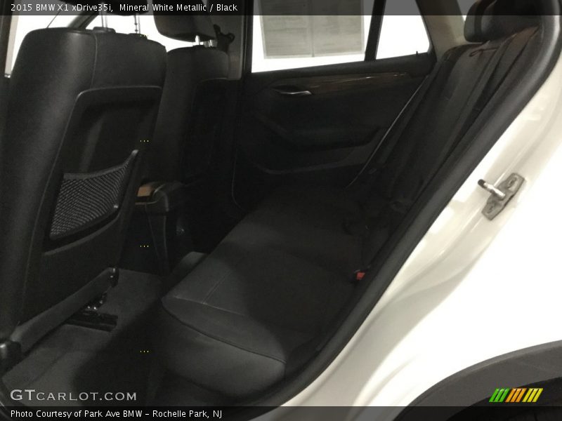Mineral White Metallic / Black 2015 BMW X1 xDrive35i