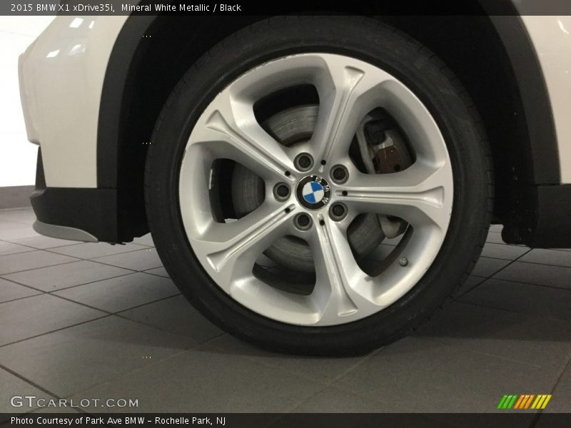 Mineral White Metallic / Black 2015 BMW X1 xDrive35i
