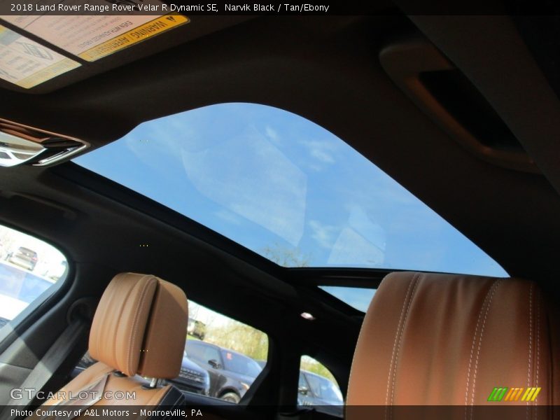 Narvik Black / Tan/Ebony 2018 Land Rover Range Rover Velar R Dynamic SE