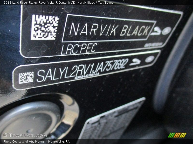 2018 Range Rover Velar R Dynamic SE Narvik Black Color Code PEC