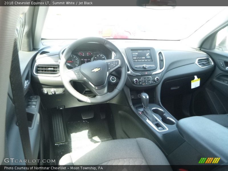 Summit White / Jet Black 2018 Chevrolet Equinox LT