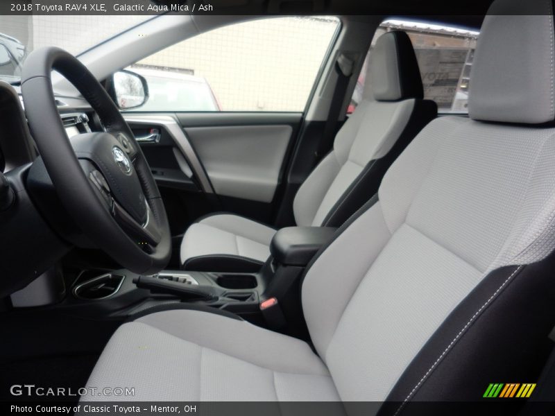 Galactic Aqua Mica / Ash 2018 Toyota RAV4 XLE