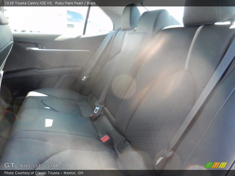 Ruby Flare Pearl / Black 2018 Toyota Camry XSE V6