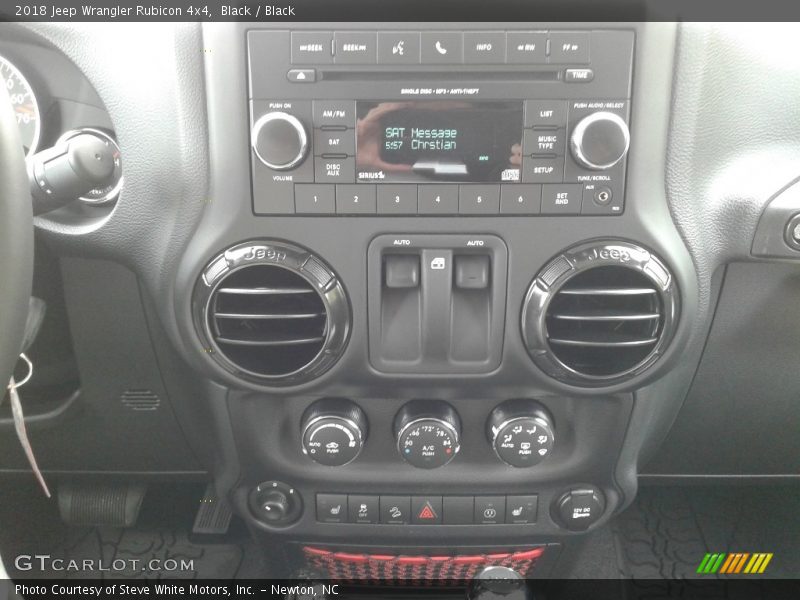 Controls of 2018 Wrangler Rubicon 4x4