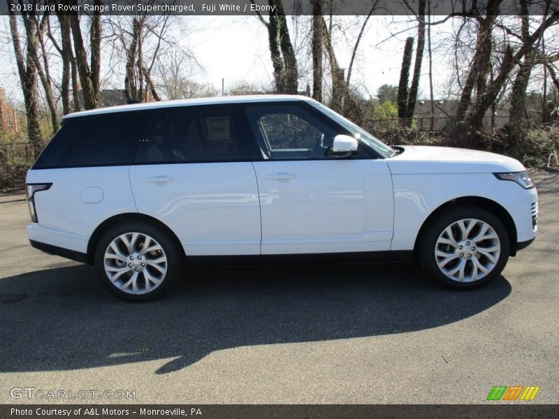 Fuji White / Ebony 2018 Land Rover Range Rover Supercharged