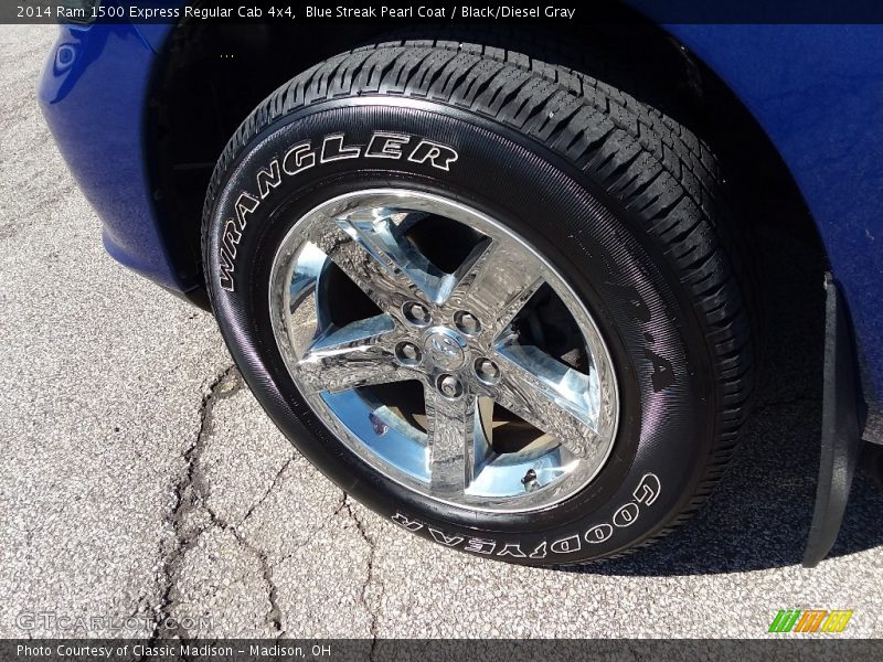 Blue Streak Pearl Coat / Black/Diesel Gray 2014 Ram 1500 Express Regular Cab 4x4