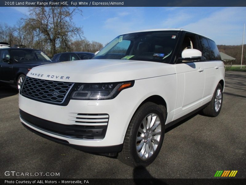 Fuji White / Espresso/Almond 2018 Land Rover Range Rover HSE