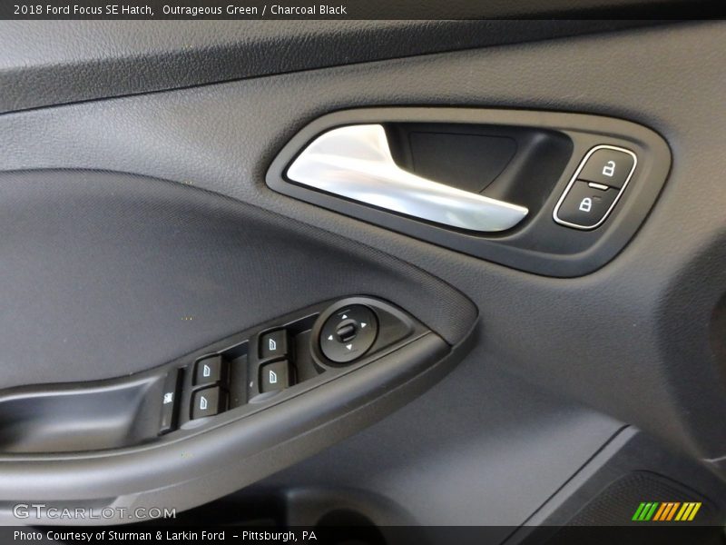 Outrageous Green / Charcoal Black 2018 Ford Focus SE Hatch