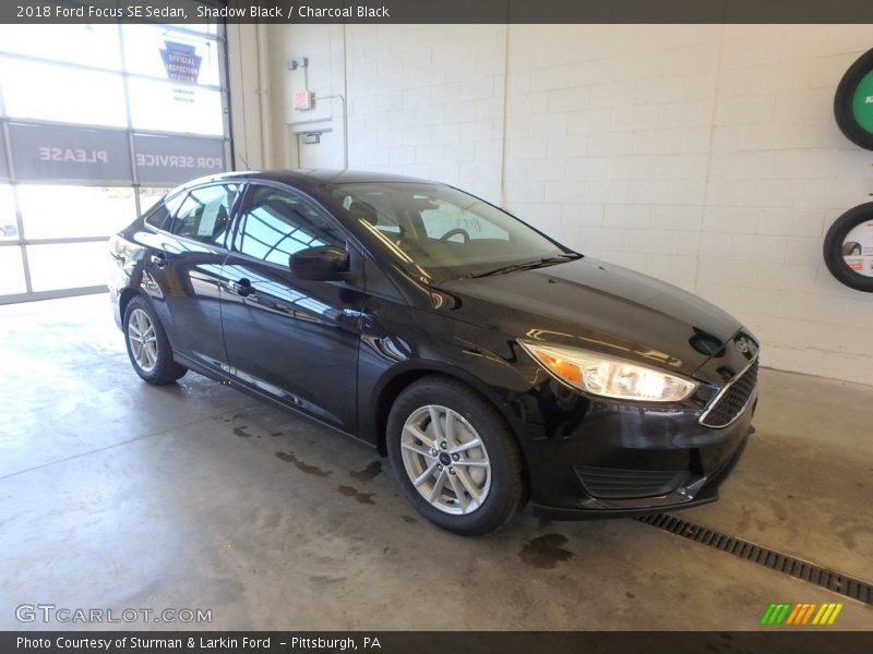 Shadow Black / Charcoal Black 2018 Ford Focus SE Sedan