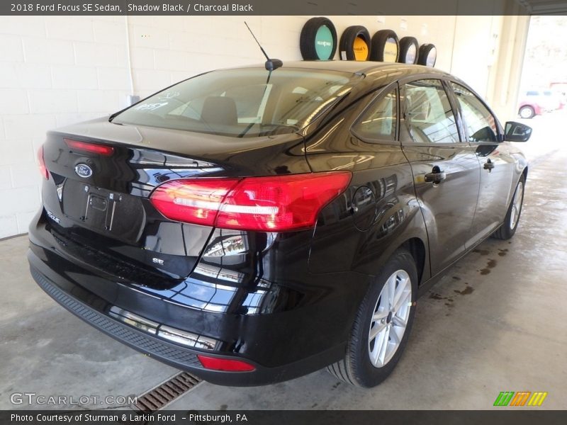 Shadow Black / Charcoal Black 2018 Ford Focus SE Sedan