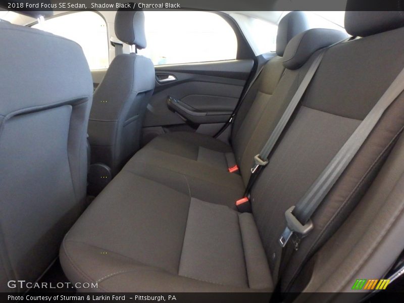 Shadow Black / Charcoal Black 2018 Ford Focus SE Sedan