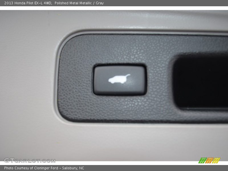 Polished Metal Metallic / Gray 2013 Honda Pilot EX-L 4WD