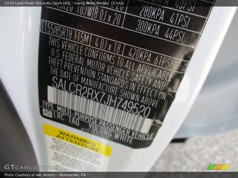 Yulong White Metallic / Cirrus 2018 Land Rover Discovery Sport HSE