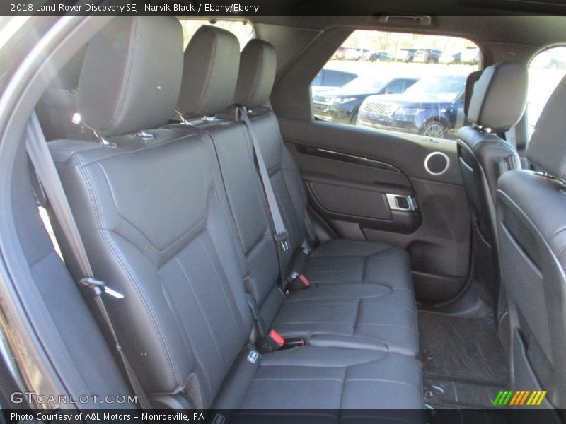 Narvik Black / Ebony/Ebony 2018 Land Rover Discovery SE