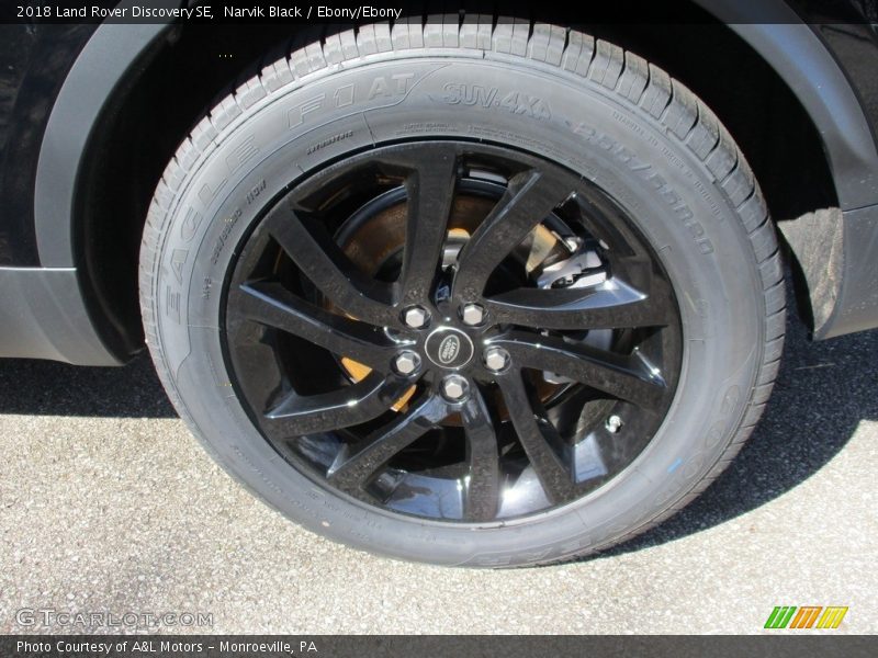 Narvik Black / Ebony/Ebony 2018 Land Rover Discovery SE