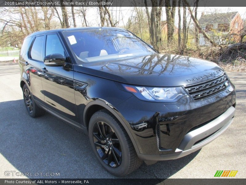 Narvik Black / Ebony/Ebony 2018 Land Rover Discovery SE