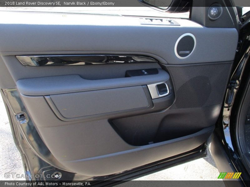 Narvik Black / Ebony/Ebony 2018 Land Rover Discovery SE