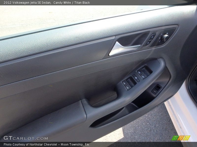 Candy White / Titan Black 2012 Volkswagen Jetta SE Sedan