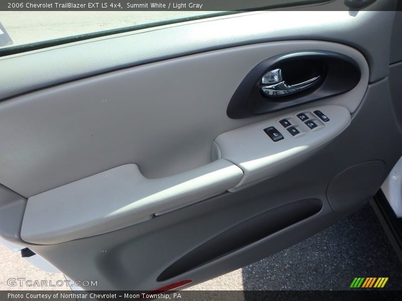 Summit White / Light Gray 2006 Chevrolet TrailBlazer EXT LS 4x4