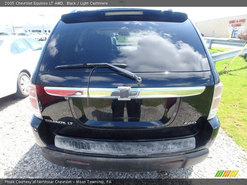 Black / Light Cashmere 2005 Chevrolet Equinox LT AWD