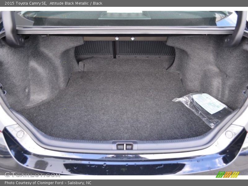 Attitude Black Metallic / Black 2015 Toyota Camry SE