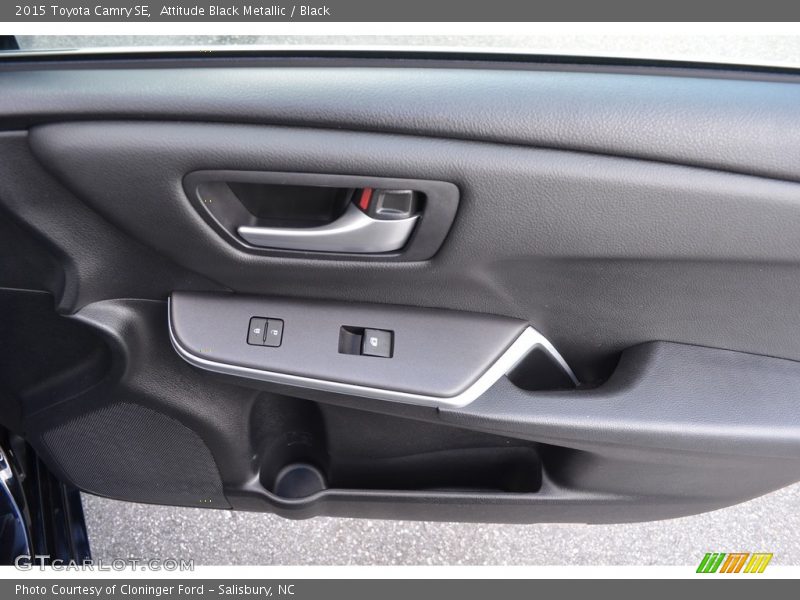 Attitude Black Metallic / Black 2015 Toyota Camry SE