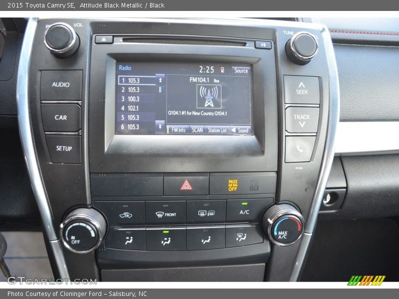 Attitude Black Metallic / Black 2015 Toyota Camry SE