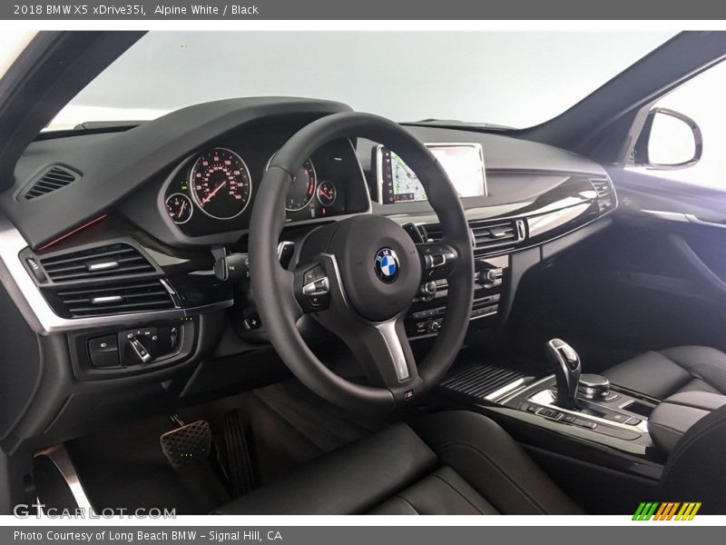 Alpine White / Black 2018 BMW X5 xDrive35i