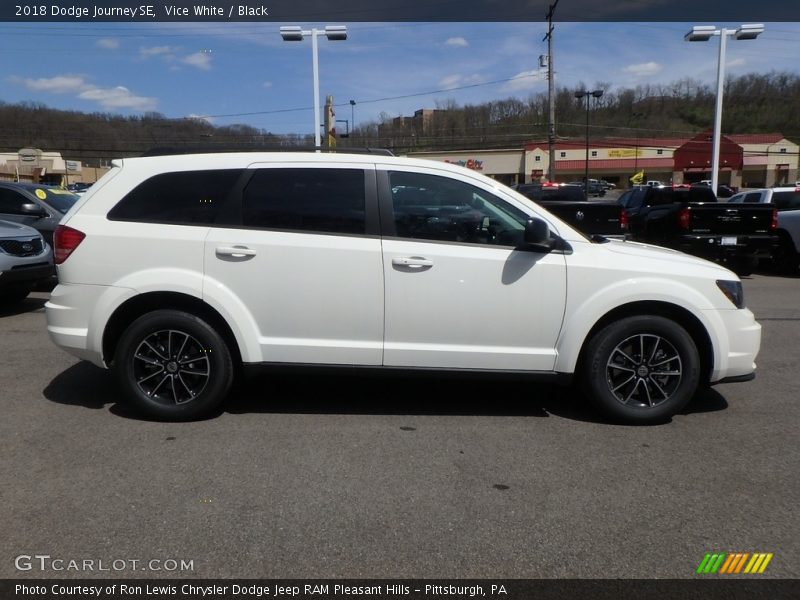 Vice White / Black 2018 Dodge Journey SE