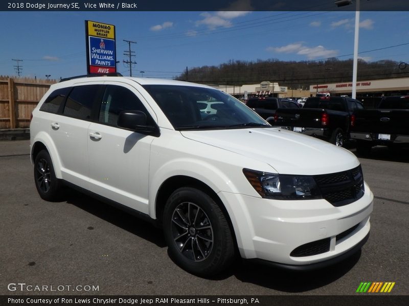 Vice White / Black 2018 Dodge Journey SE