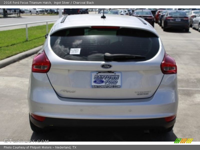 Ingot Silver / Charcoal Black 2016 Ford Focus Titanium Hatch
