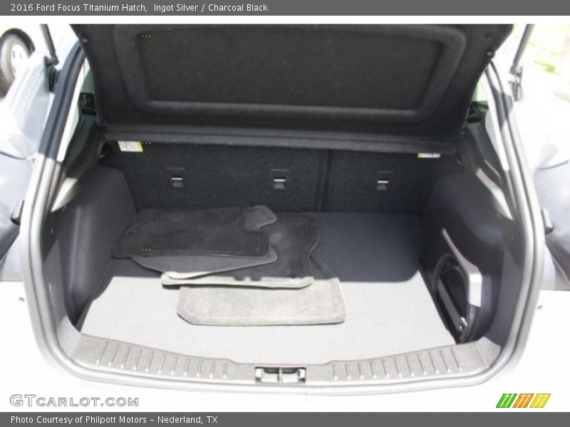 Ingot Silver / Charcoal Black 2016 Ford Focus Titanium Hatch