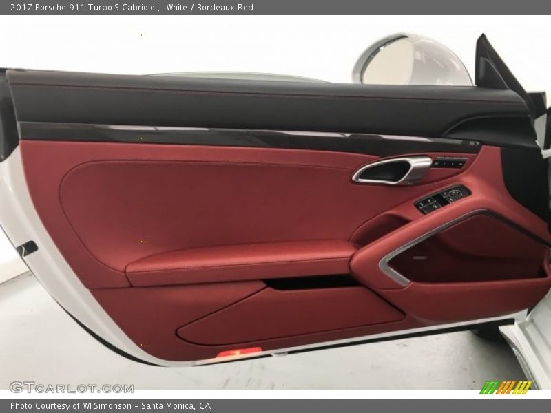 Door Panel of 2017 911 Turbo S Cabriolet