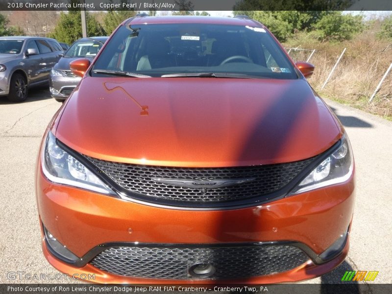 Copper Pearl / Black/Alloy 2018 Chrysler Pacifica Limited
