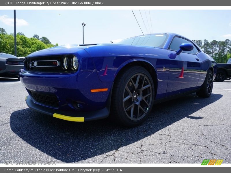 Front 3/4 View of 2018 Challenger R/T Scat Pack