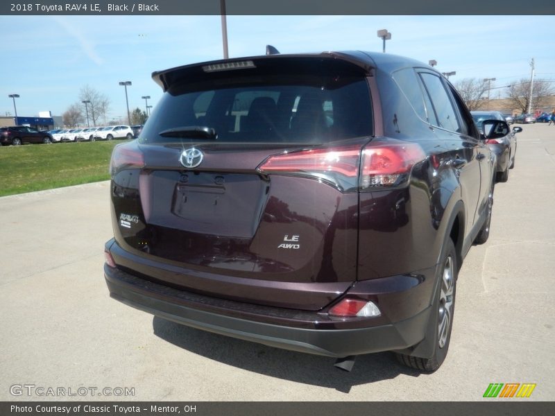 Black / Black 2018 Toyota RAV4 LE