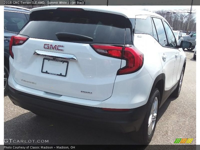 Summit White / ­Jet Black 2018 GMC Terrain SLE AWD