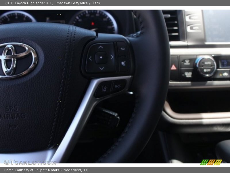 Predawn Gray Mica / Black 2018 Toyota Highlander XLE