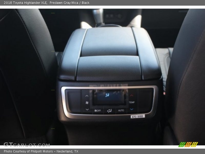 Predawn Gray Mica / Black 2018 Toyota Highlander XLE