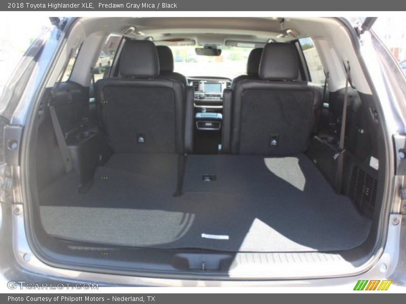 Predawn Gray Mica / Black 2018 Toyota Highlander XLE