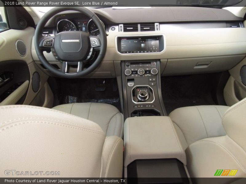 Loire Blue / Almond 2018 Land Rover Range Rover Evoque SE