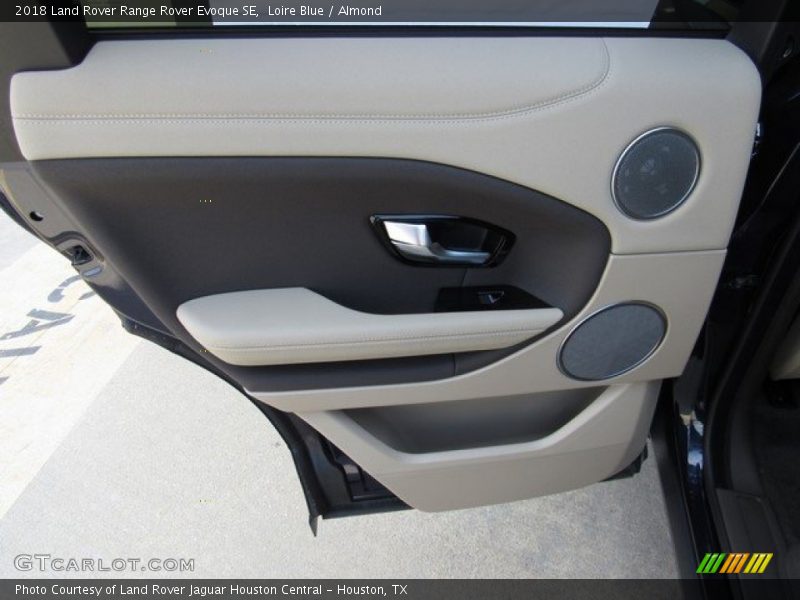 Loire Blue / Almond 2018 Land Rover Range Rover Evoque SE