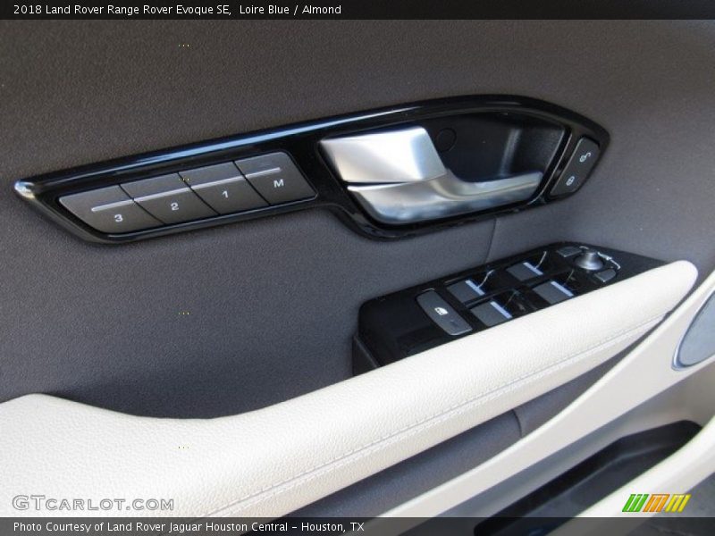 Loire Blue / Almond 2018 Land Rover Range Rover Evoque SE