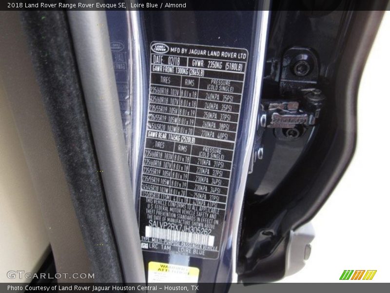 Loire Blue / Almond 2018 Land Rover Range Rover Evoque SE