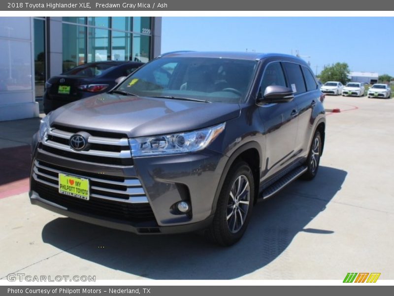 Predawn Gray Mica / Ash 2018 Toyota Highlander XLE