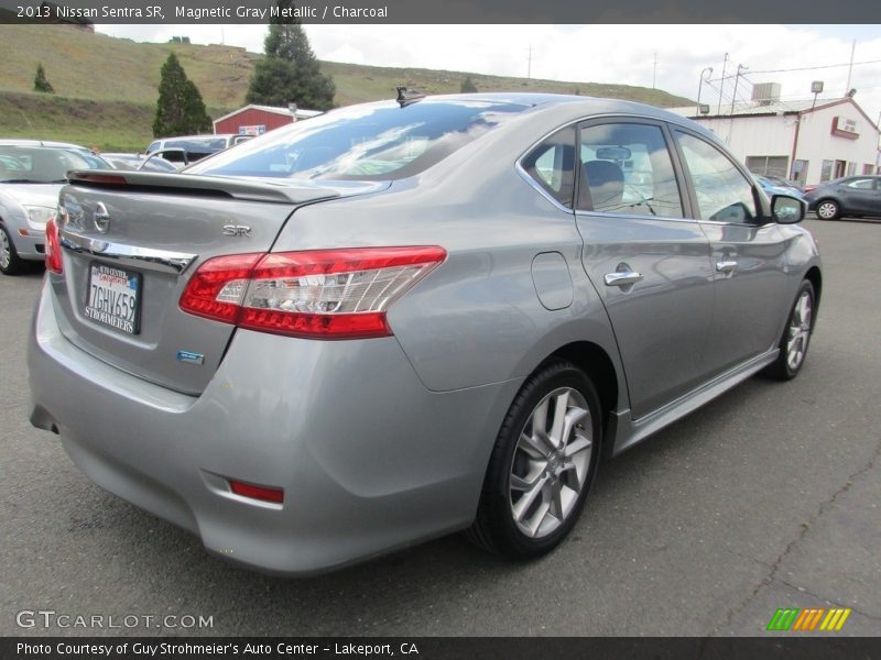 Magnetic Gray Metallic / Charcoal 2013 Nissan Sentra SR